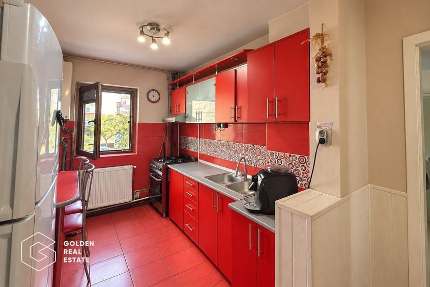 Apartament cu 2 camere semidecomandat, mobilat în Complex Studențesc