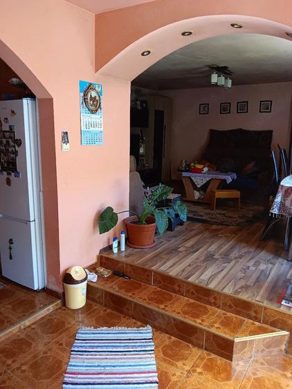 Casă cu Teren 400 Mp în Hăghig
