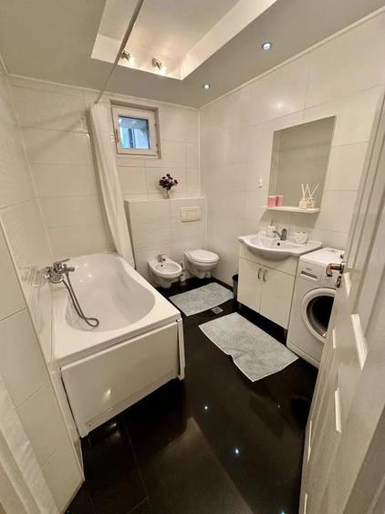 Apartament cu 2 camere decomandat în Rogerius