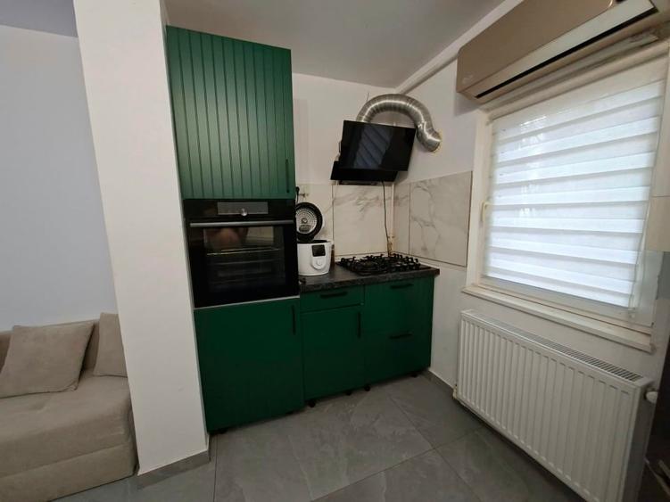Apartament cu 2 camere decomandat, mobilat în Poarta 6