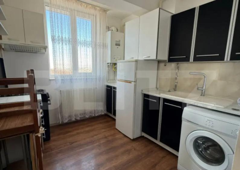 Apartament cu 2 camere semidecomandat în George Enescu