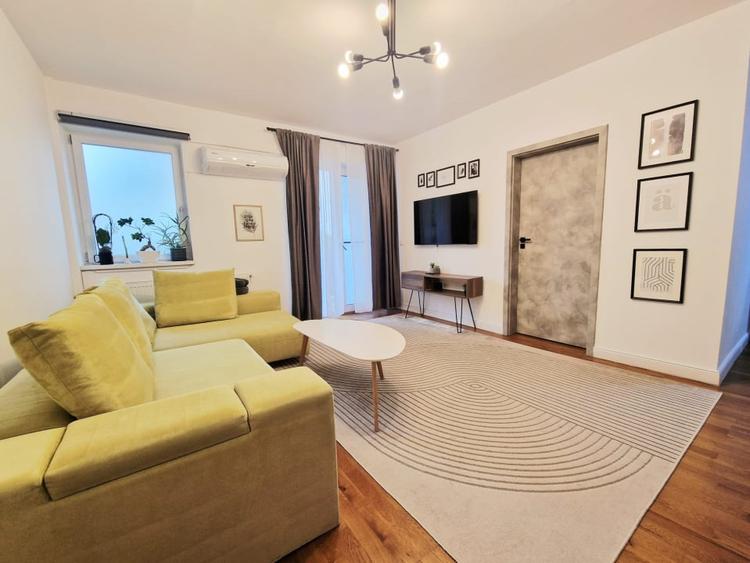Apartament cu 2 camere semidecomandat în Borhanci