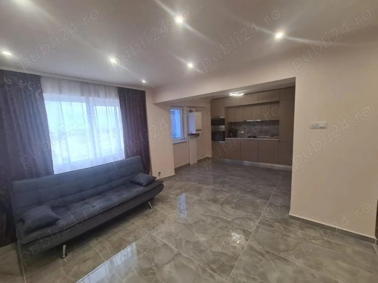 Apartament cu 4 camere decomandat în Aurel Vlaicu