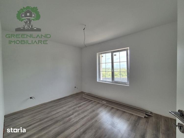Casă cu 3 camere cu Teren 450 Mp în Bucium