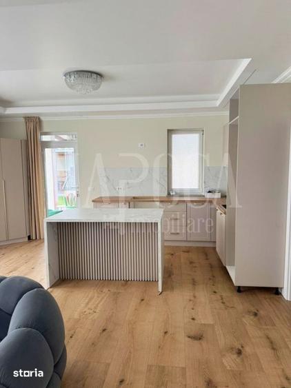 Casă cu 4 camere cu Teren 537 Mp în Cihei