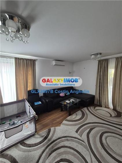 Casă cu 5 camere cu Teren 850 Mp în Central