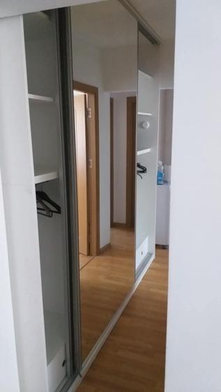 Apartament cu 3 camere semidecomandat în Bicaz