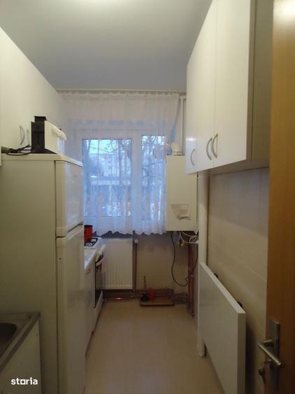 Apartament cu 2 camere semidecomandat în Brâncoveanu