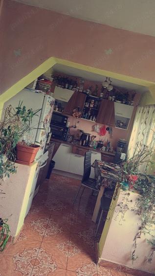 Casă cu 2 camere cu Teren 12400 Mp în Sărăuad