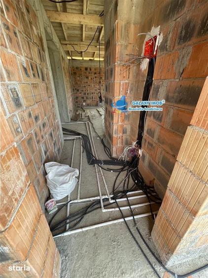Casă cu 3 camere cu Teren 400 Mp în Crevedia