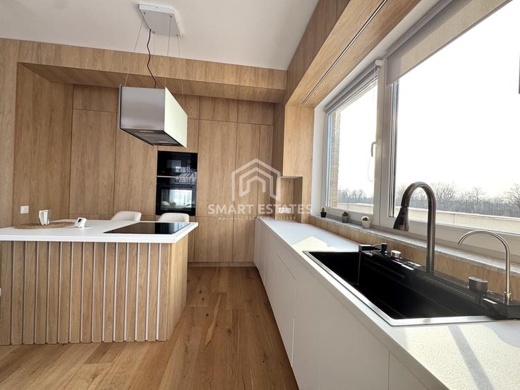 Apartament cu 4 camere decomandat, mobilat în Pipera