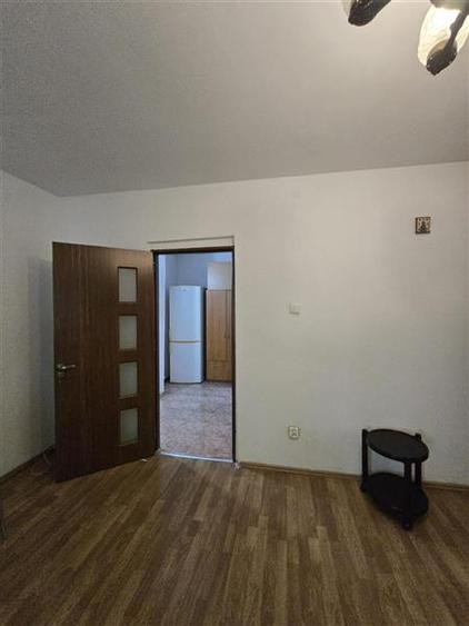 Garsonieră decomandată în Berceni