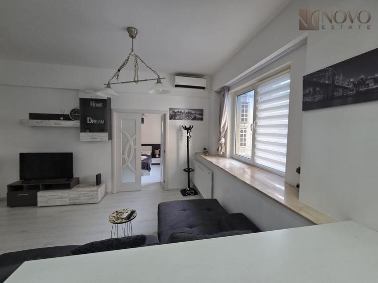 Apartament cu 2 camere semidecomandat, mobilat în P-ța Romană