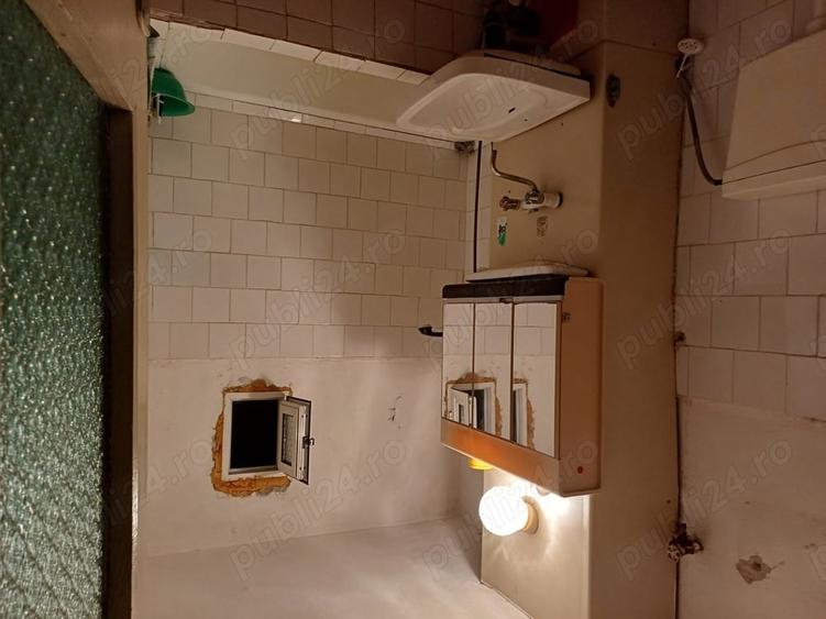 Apartament cu 3 camere în Independenței