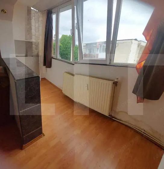 Apartament cu 2 camere semidecomandat în Aurel Vlaicu