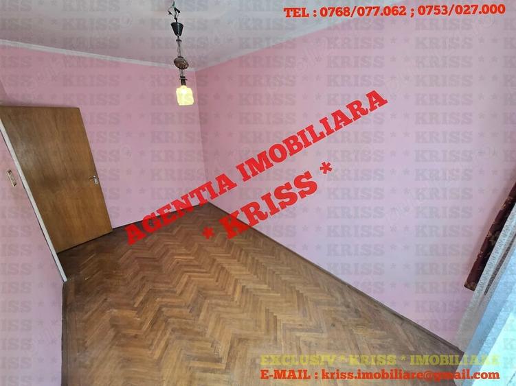 Apartament cu 2 camere decomandat în Trivale