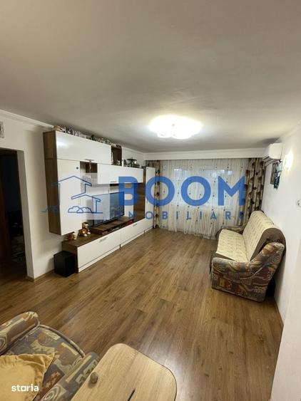 Apartament cu 4 camere decomandat în Ostroveni
