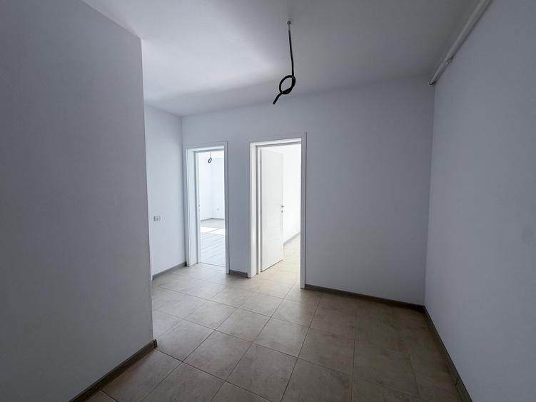 Apartament cu 2 camere decomandat în Sânpetru