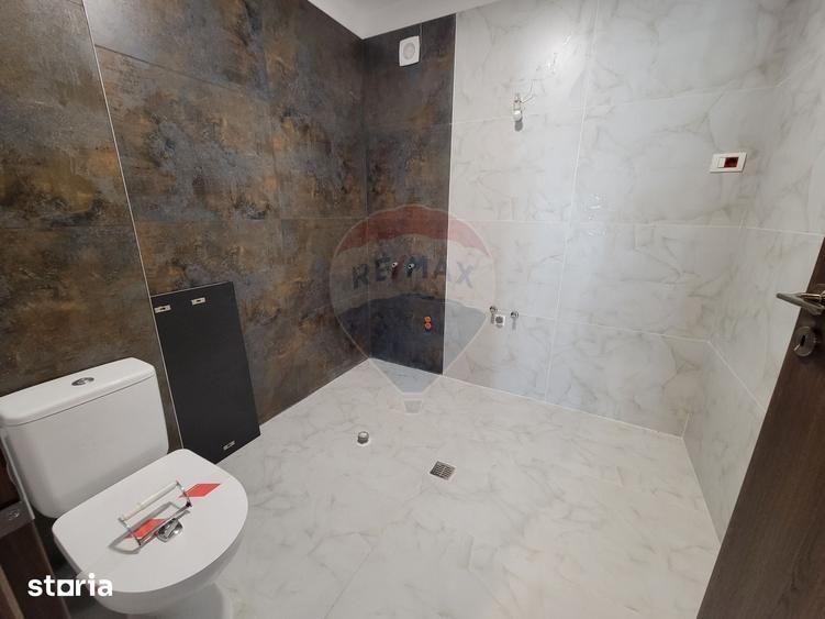 Spațiu comercial, de 116 mp, în Odăi