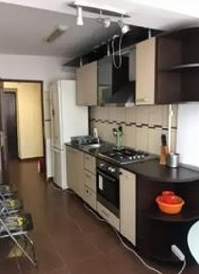 Apartament cu 2 camere semidecomandat în Vatra Luminoasă