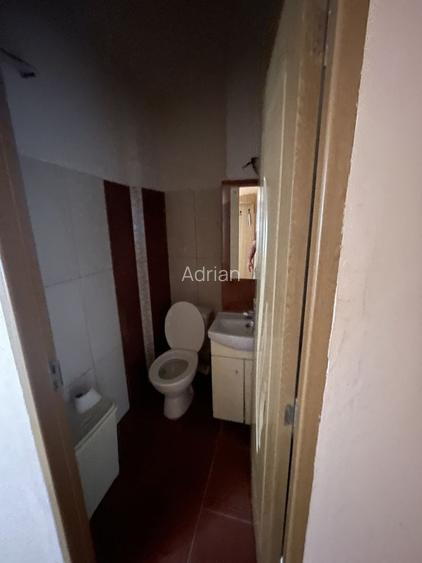 Vand apartament 3 camere