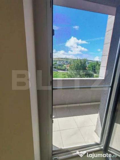 Apartament cu 3 camere decomandat în Independenței