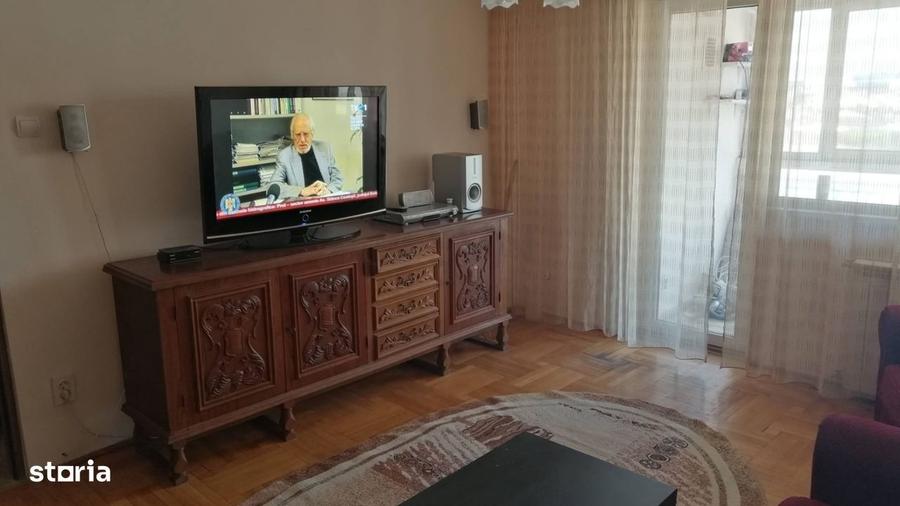 Apartament cu 4 camere în Dorobanți