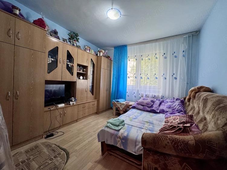 Apartament cu 3 camere semidecomandat în Mănăștur