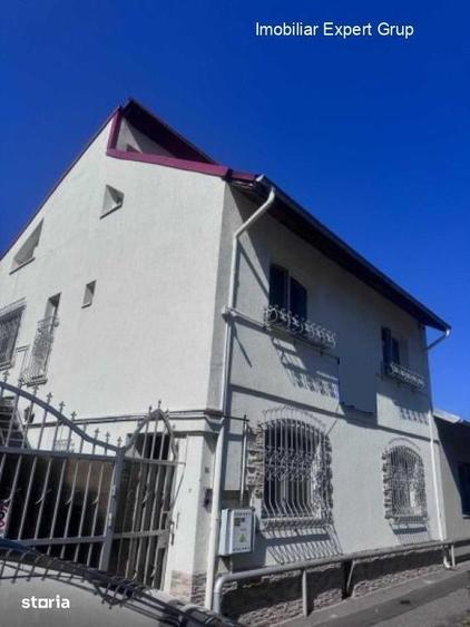 Casă cu 7 camere cu Teren 200 Mp în 13 Septembrie