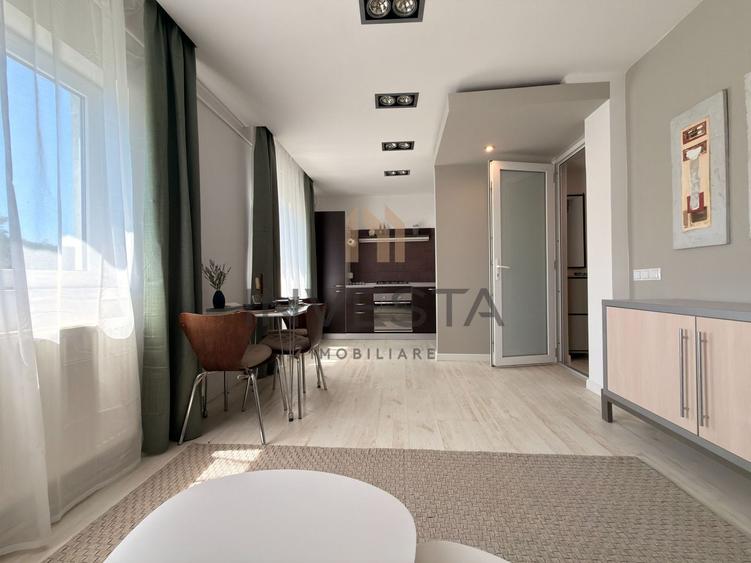 Apartament cu 4 camere semidecomandat, mobilat în Mănăștur