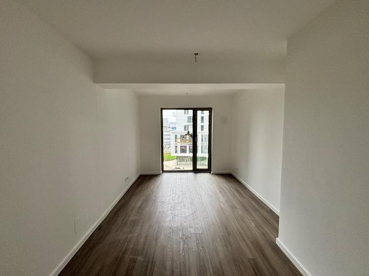 Apartament cu 3 camere semidecomandat în Semicentral