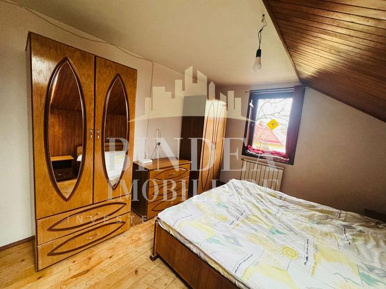 Casă individuală cu 8 camere cu Canalizare în Giarmata