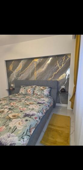 Apartament cu 2 camere decomandat în Uiești