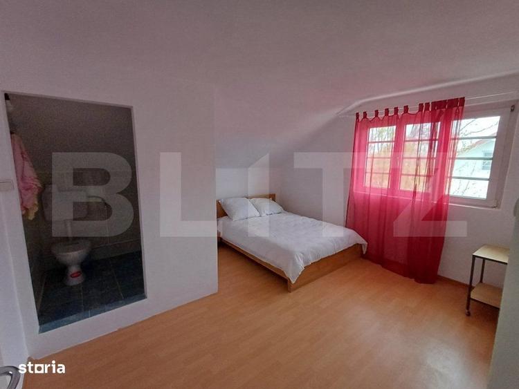 Casă cu 4 camere în Sănătești