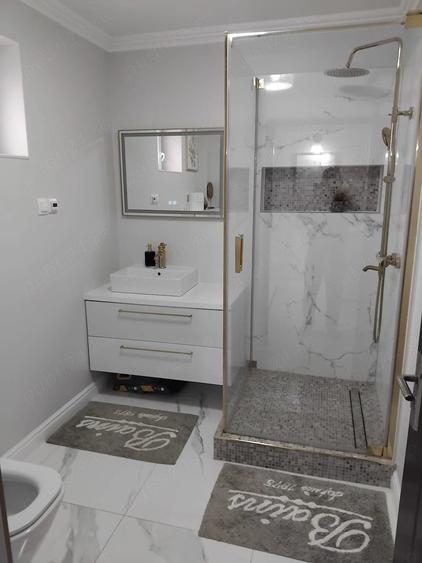 Casă cu 5 camere cu Teren 454 Mp în Giroc