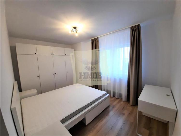 Apartament cu 3 camere decomandat, mobilat în Central