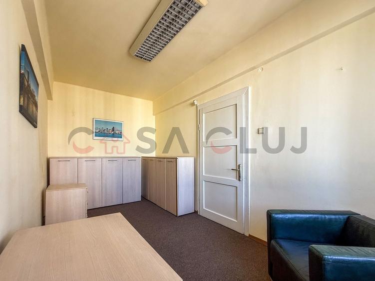 Apartament cu 2 camere semidecomandat, mobilat în Ultracentral