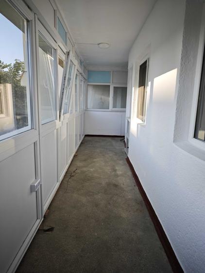 Apartament cu 2 camere decomandat în Micro 3