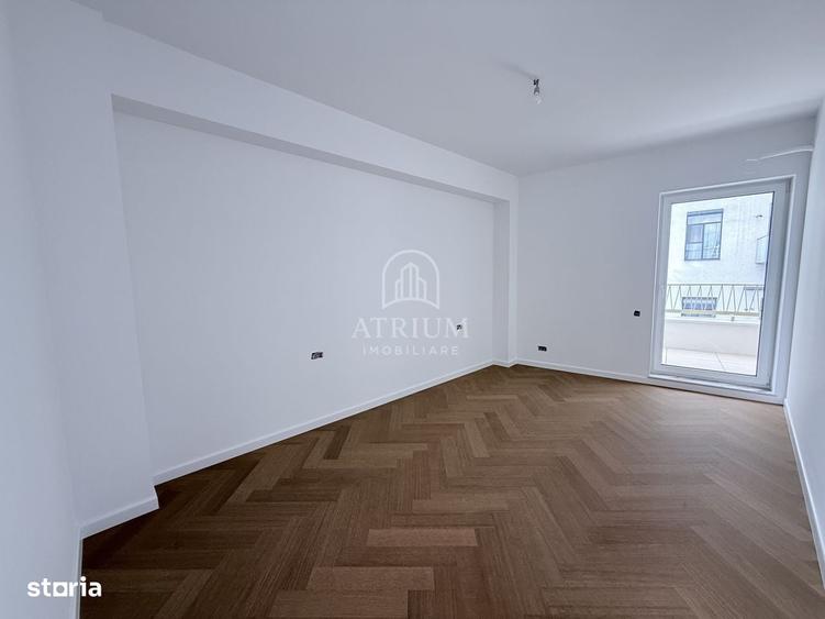 Apartament cu 4 camere în Central