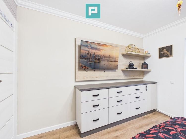 Apartament cu 3 camere decomandat, mobilat în Calea Aradului