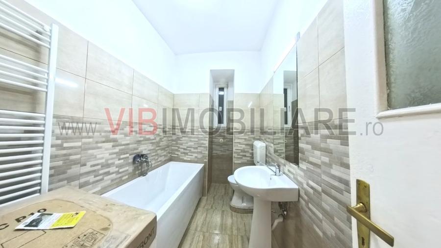 Apartament cu 2 camere decomandat în Romană