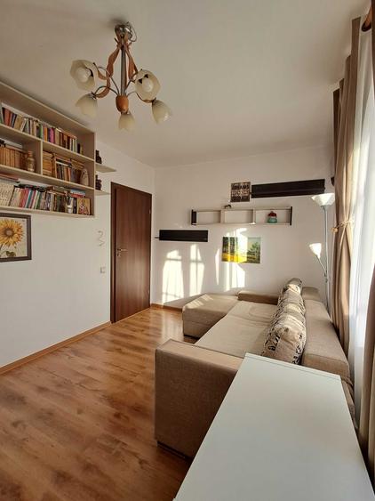Apartament cu 2 camere decomandat în Exterior Vest