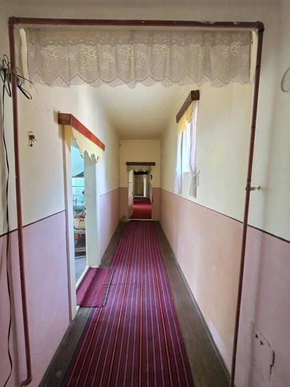 Apartament cu 5 camere semidecomandat în Ultracentral