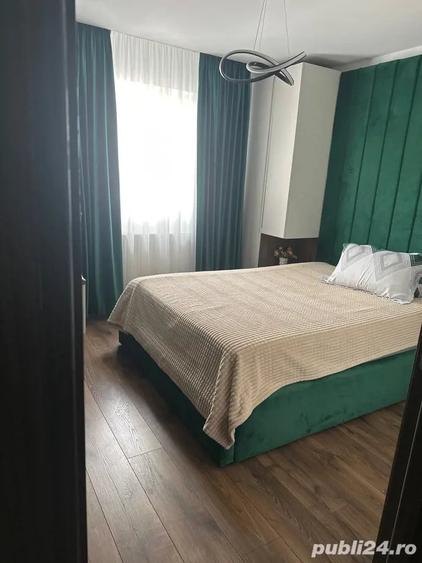 Apartament cu 3 camere semidecomandat în Central