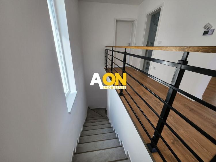 Casă individuală cu 4 camere cu Canalizare în Periferie