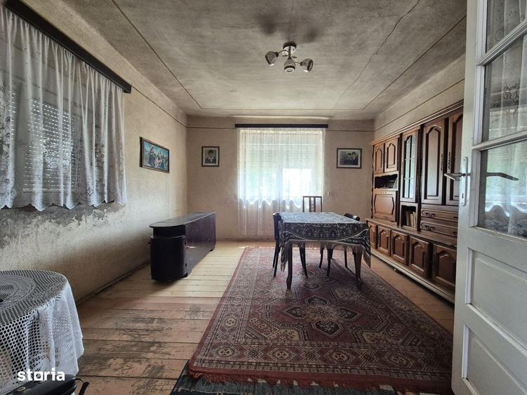 Casă cu 3 camere în Covăsinț
