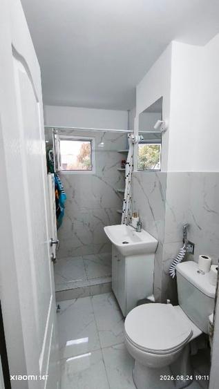 Apartament cu 2 camere semidecomandat, mobilat în Mircea cel Bătrân