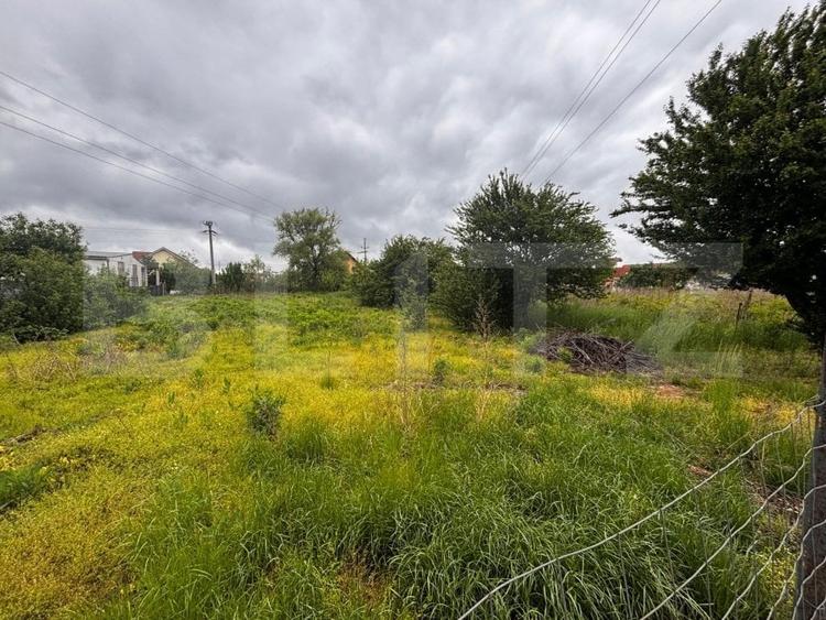 Teren Construcții intravilan de 1100 mp, în Sud-Est
