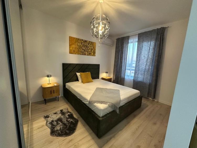 Apartament cu 2 camere semidecomandat în Băneasa