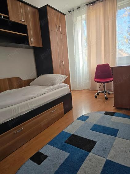 Apartament cu 3 camere semidecomandat în Medicină